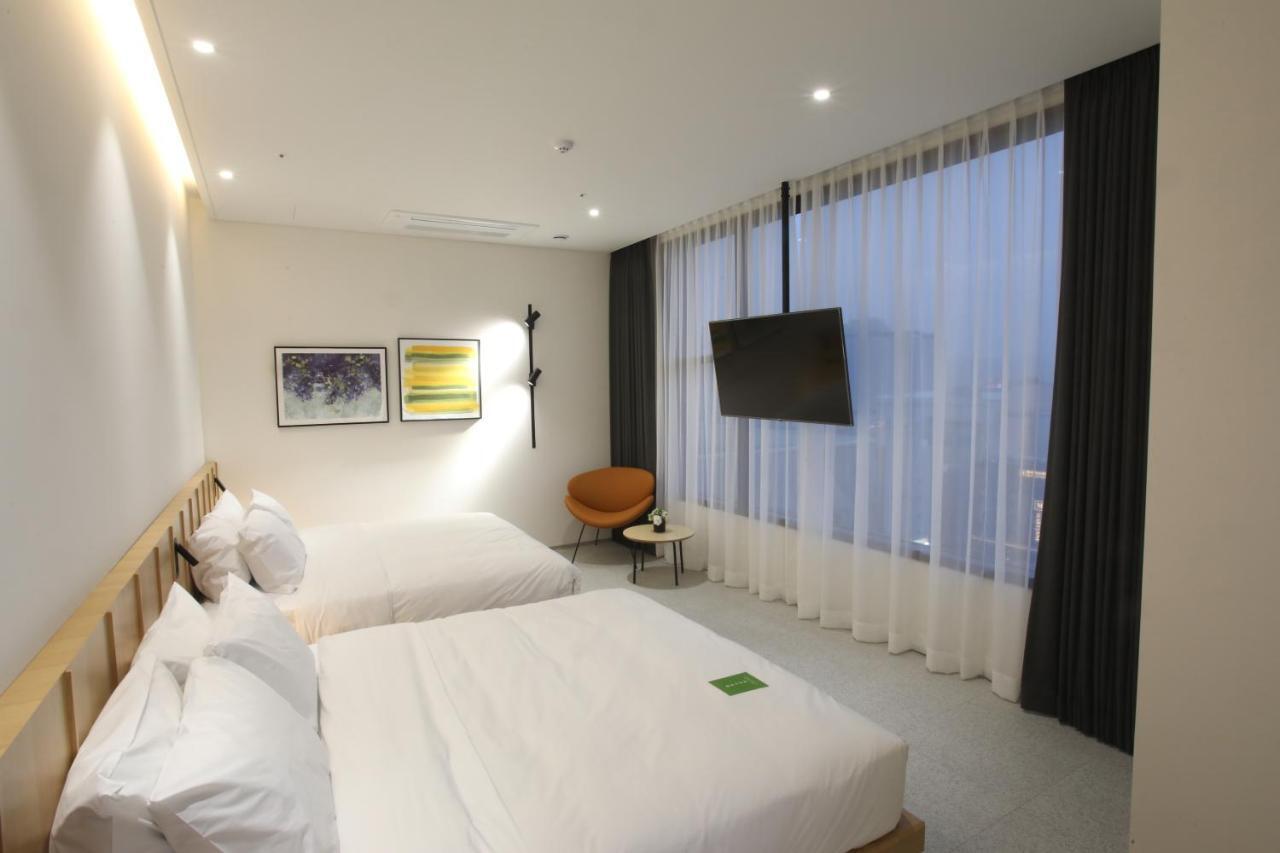 Orchid Hotel Wonju Exteriör bild