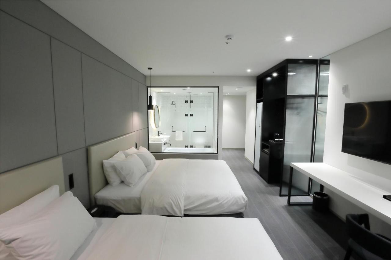 Orchid Hotel Wonju Exteriör bild
