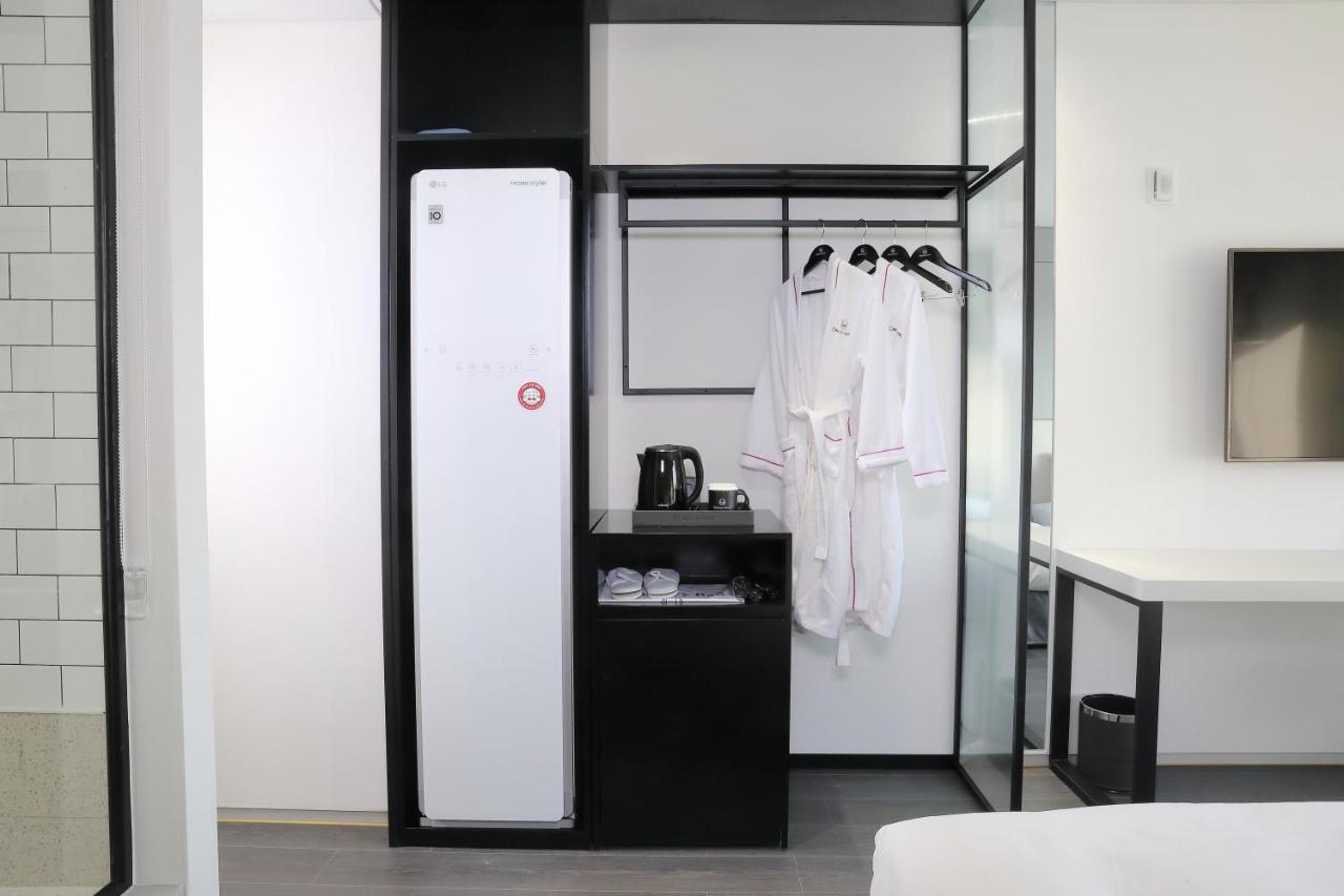 Orchid Hotel Wonju Exteriör bild