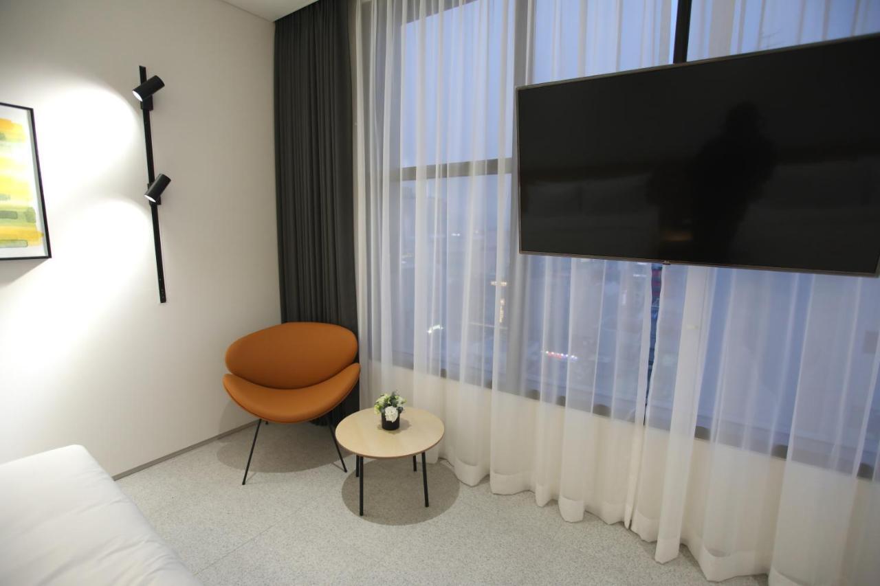 Orchid Hotel Wonju Exteriör bild
