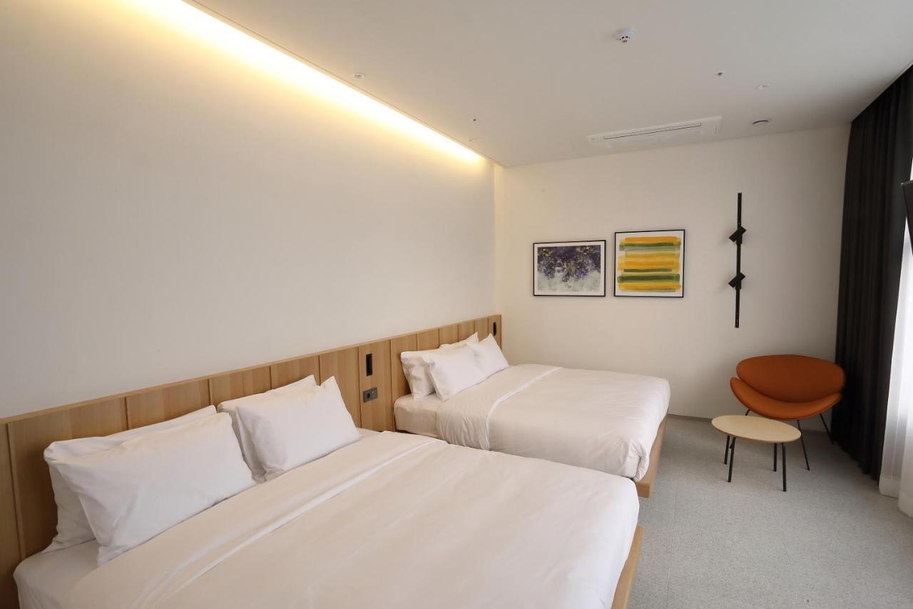 Orchid Hotel Wonju Exteriör bild