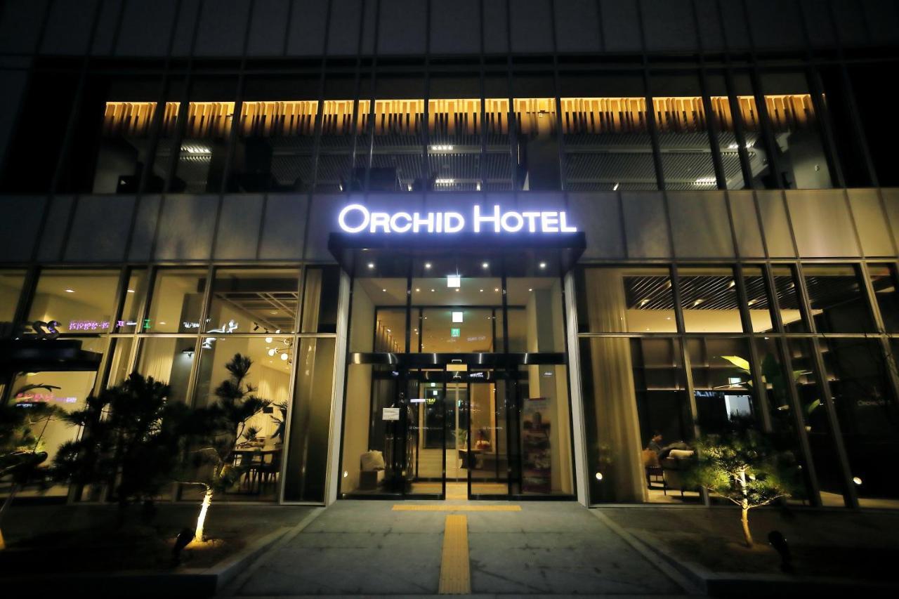 Orchid Hotel Wonju Exteriör bild